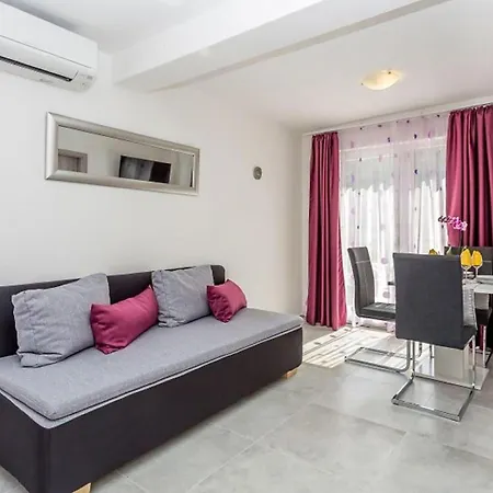 公寓 Amazing In With Swimming Pool *